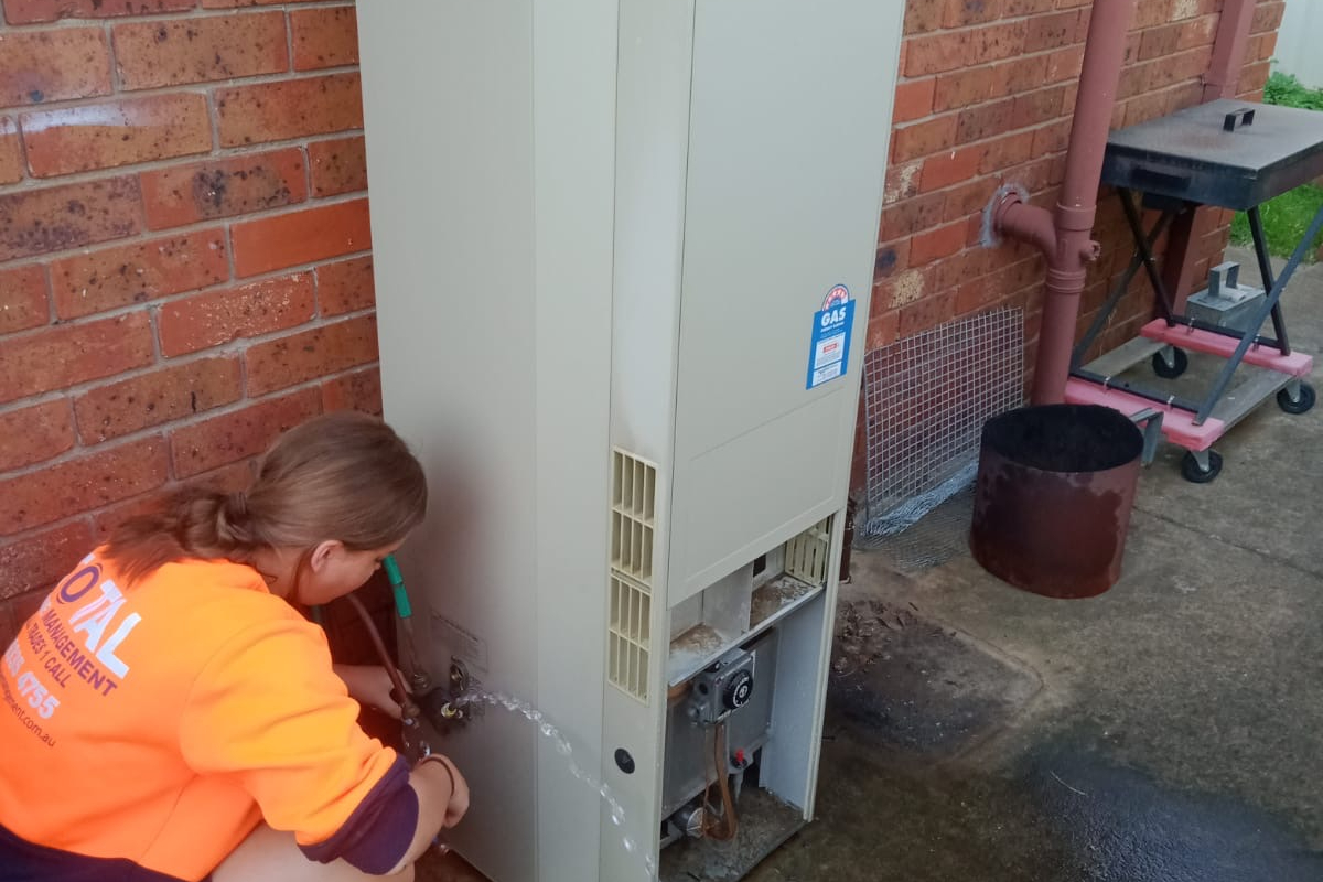 How to Replace Sacrificial Anode in Hot Water Systems Blog