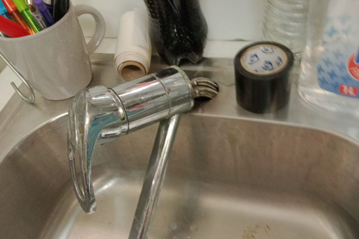 Broken Mixer Tap Critical Response Plenty Valley Case Study